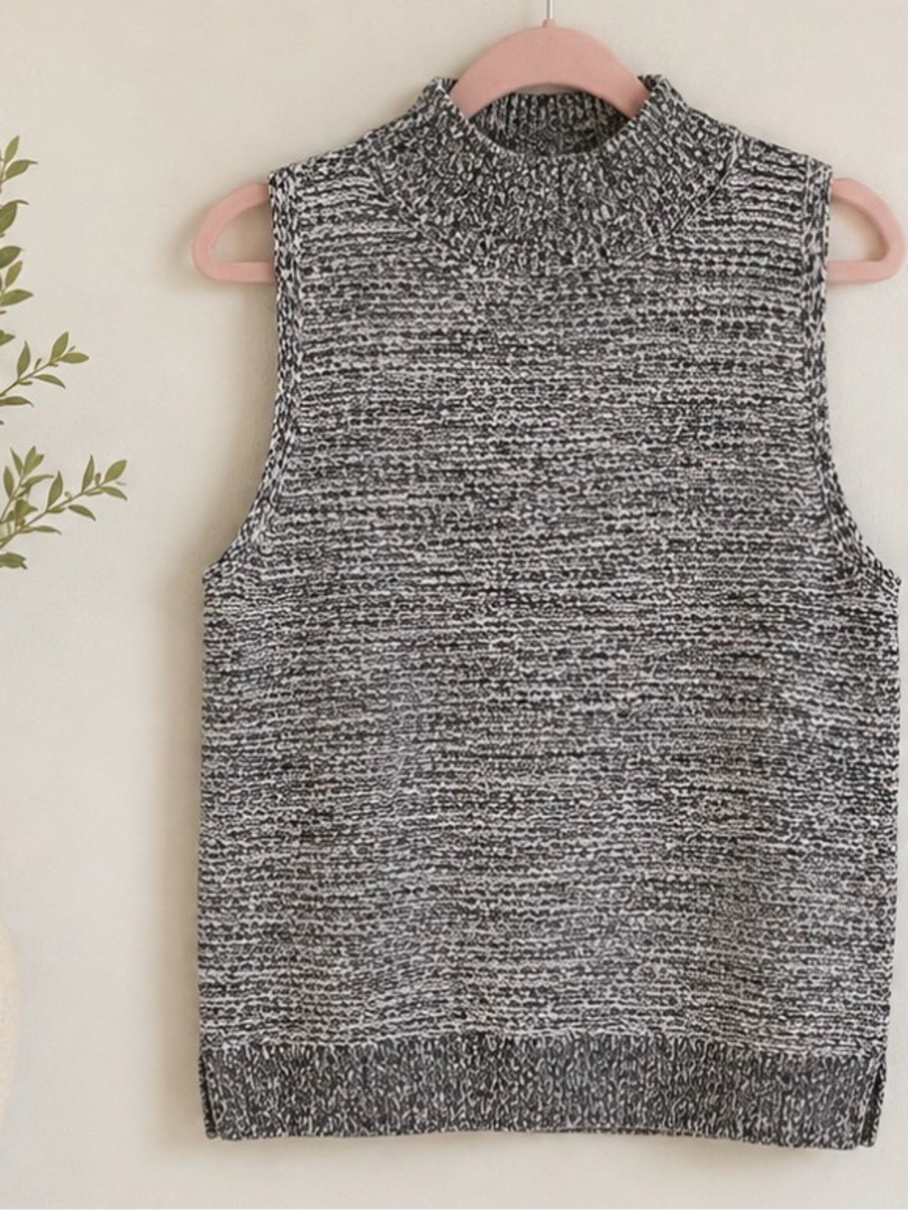 GAP Sleeveless Turtleneck Knit Vest - Gray Marled